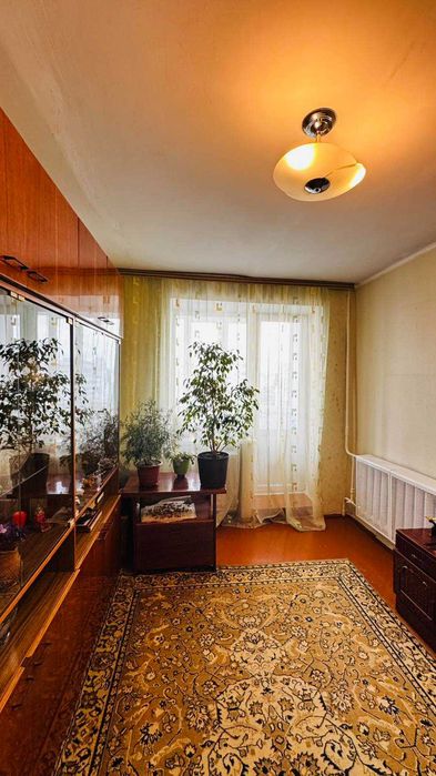 Продаж 3 кім квартири, район Крошні