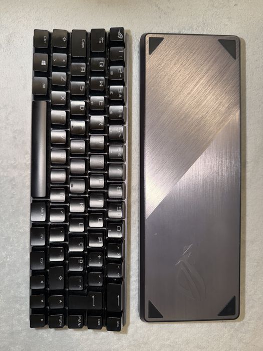 Teclado ROG falchion wireless