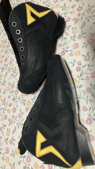 Botas de hoquei patins (novas)