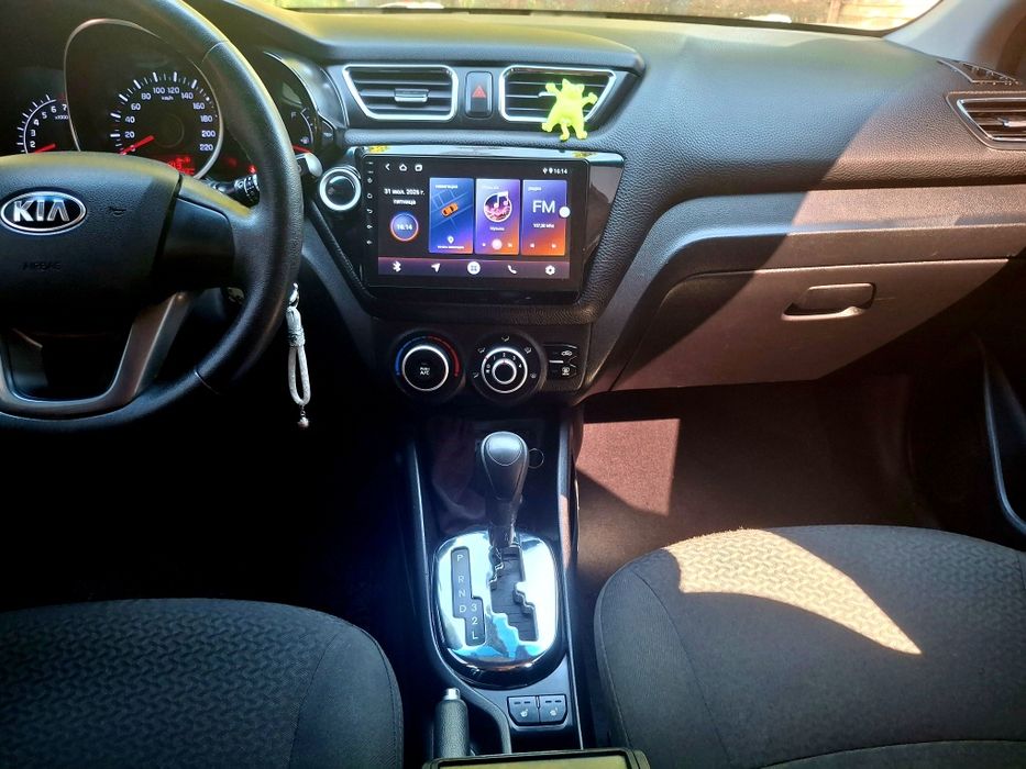 Kia Rio 2012 1.6 automatic