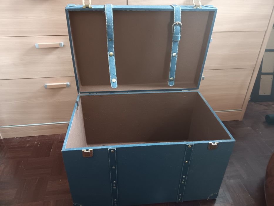 Baú para decoração e arrumação