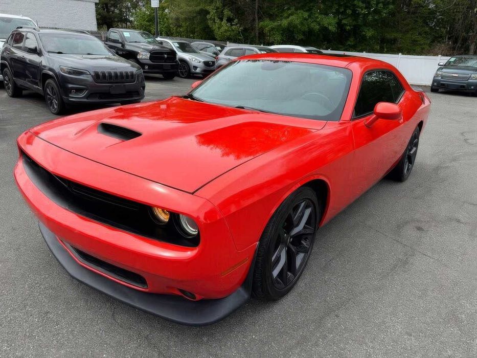 Dodge Challenger      2017