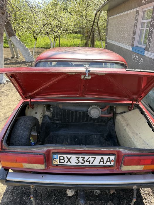 Продам ваз 2105 (не на ходу)