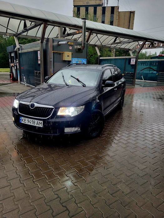Skoda Superb 2 універсал 1.6 тді