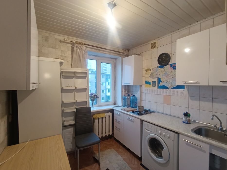 Сдам 1 кв район Одесской, пр.Аэрокосмический,175 ц3000+ ком услуги