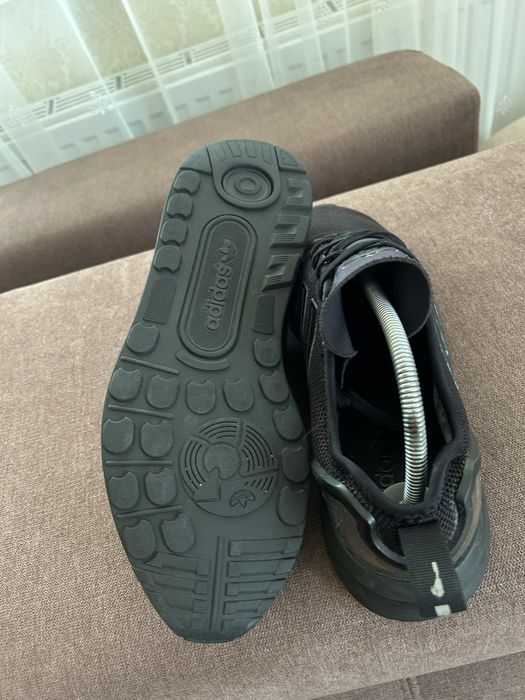 Чоловічі кросівки Adidas ZX Flux