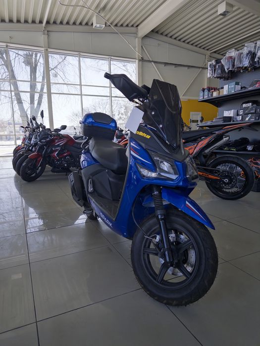 Скутер SPARK SP150S-19BN