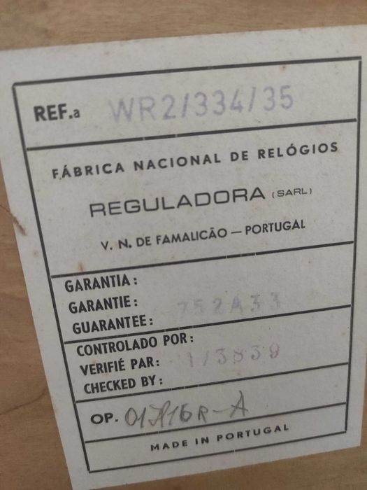 Relógio de parede marca Reguladora com carrilhão