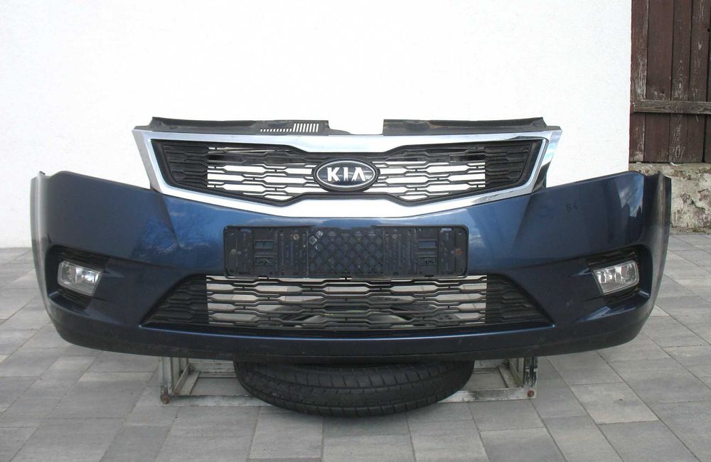 Kia Ceed I Lift 09-12r zderzak przód kompletny lakier B6
