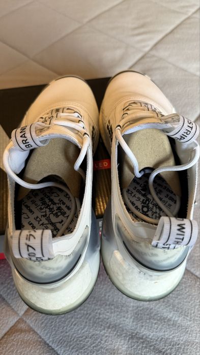 Tenis Adidas NMD edição especial 43