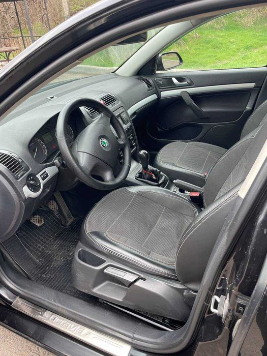 Skoda Octavia 2007 VIN TMBCA41Z08B150060 фото оголошення 9 з 12