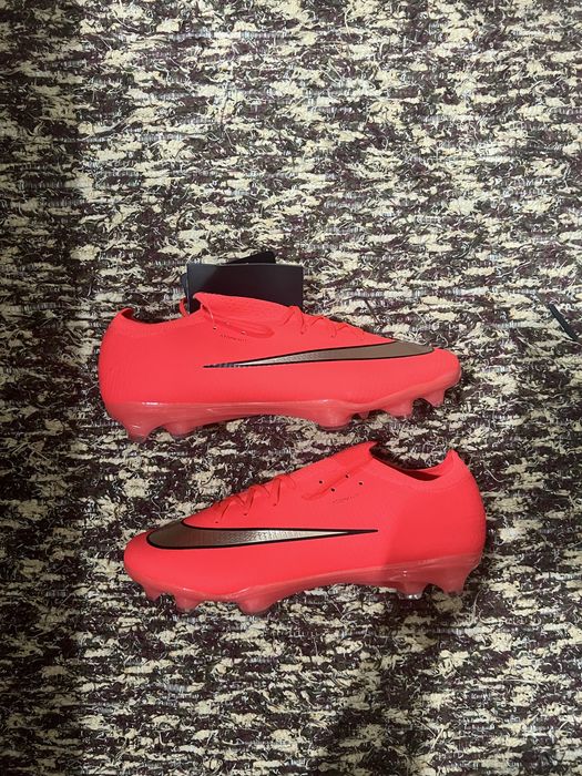 Nike mercurial novas