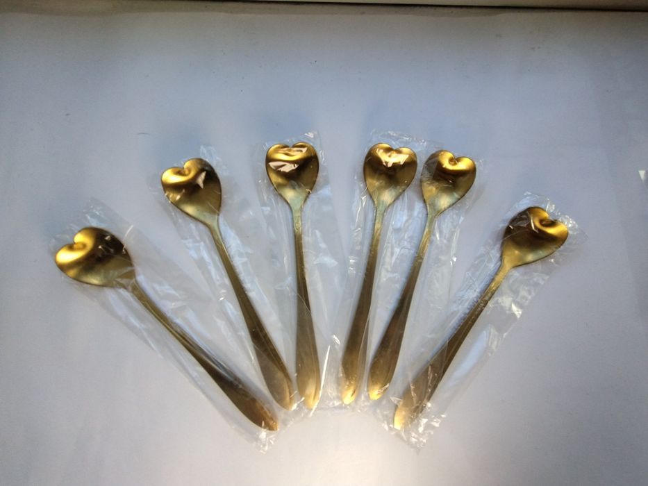 Набор ложек декоративных сердце Loveзолото