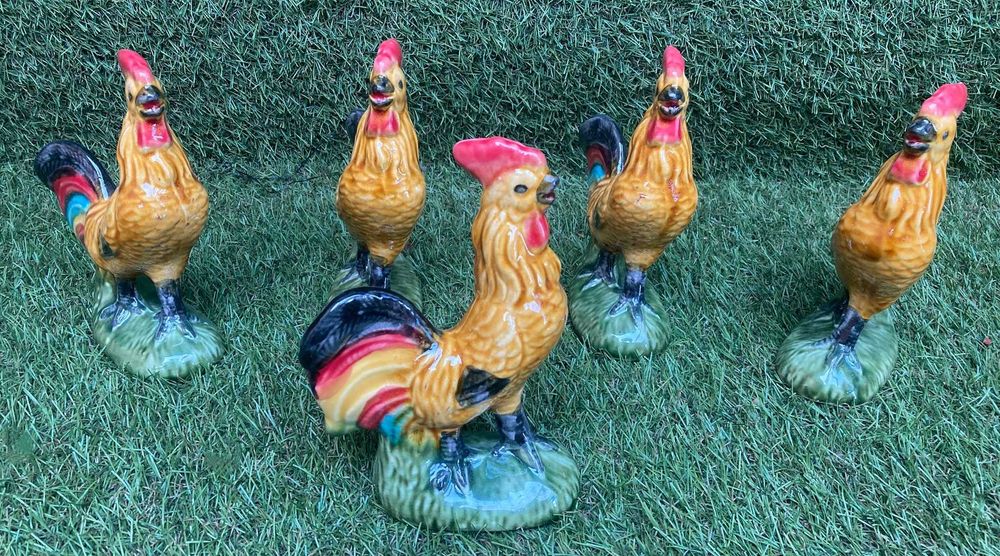 Galos e galinhas, loiça tradicioal de Caldas da Rainha