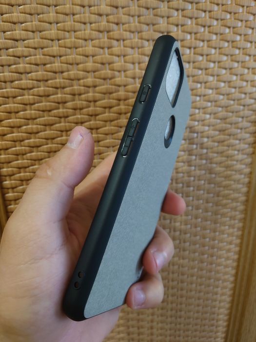 Противоударный чехол Google Pixel 5A 5G  AIORIA Material Edition