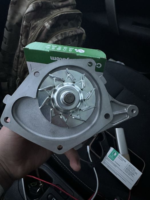 Водяна помпа насос ina 1.5 dci k9k 538004710 renault nissan dacia