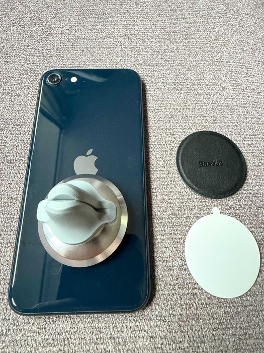 Telefon Iphone SE 3 Gen. (2023)