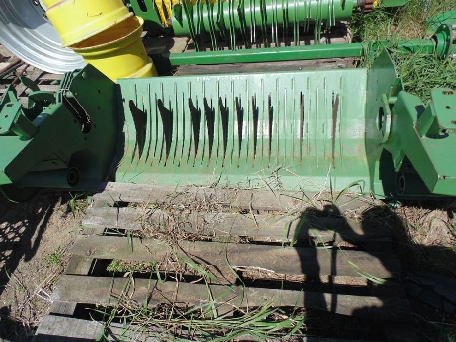 PODŁOGA PRASY JOHN DEERE Maxicut 592 08R