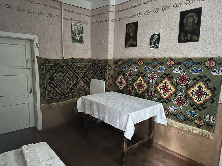 Будинок не далеко від Мукачева
