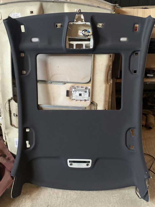 W204 w212 черный потолк AMG под люк C class