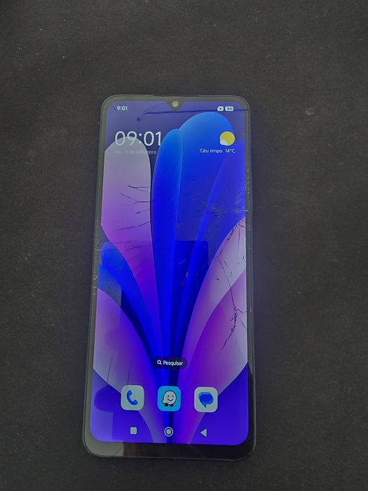 Redmi 14c 4/128GB tudo a funcionar apenas trincado
