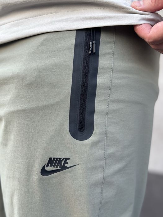 Спортивні штани Nike Tech, оригінал