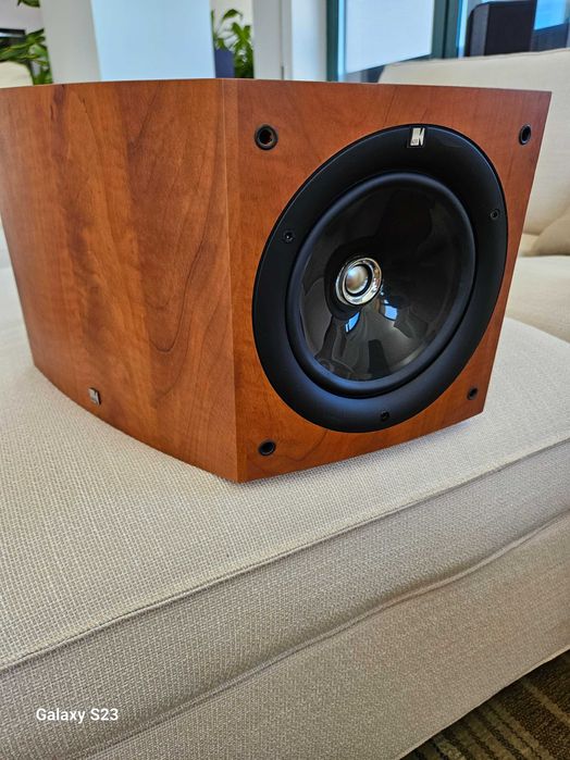 Colunas KEF Q2ds, de efeitos - 2 unidades.