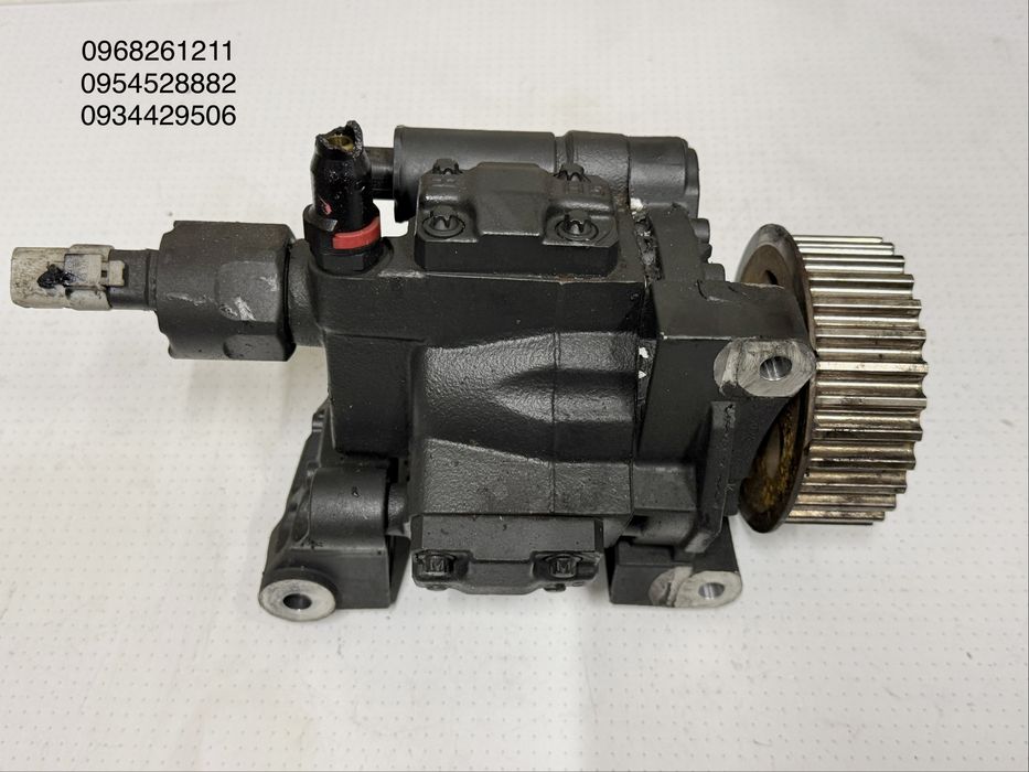 Паливний насос високого тиску ТНВД Renault 1.5 DCi 8200430599 Рено