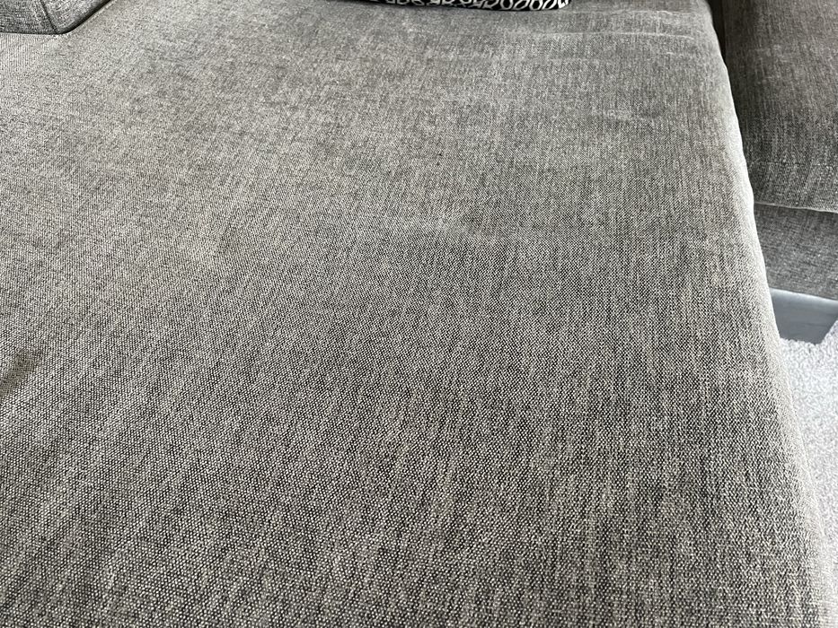 Sofá com chaiselongue, em tecido, cor cinzento