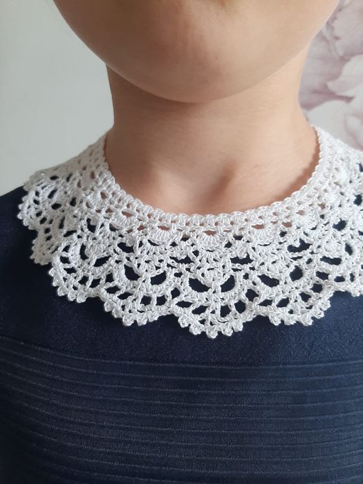 Biały kołnierzyk bawełniany dla dziewczynki