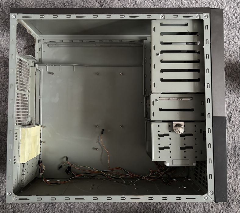 Корпус ПК, сірий