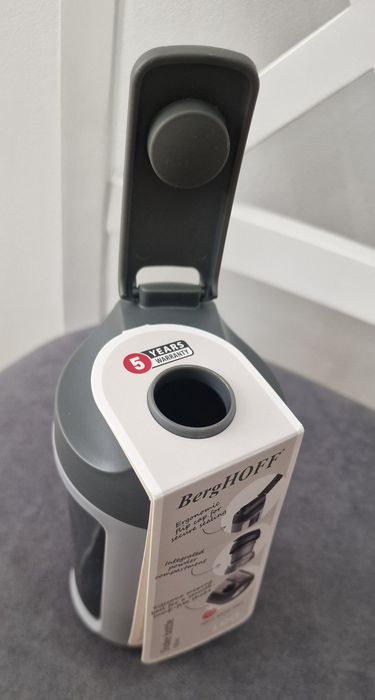 Nowy bidon, shaker na np. białko itd. marki BergHOFF 500 ml
