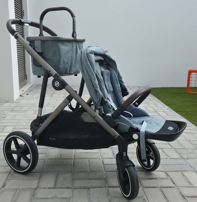 Carrinho Cybex Gazelle S com acessórios