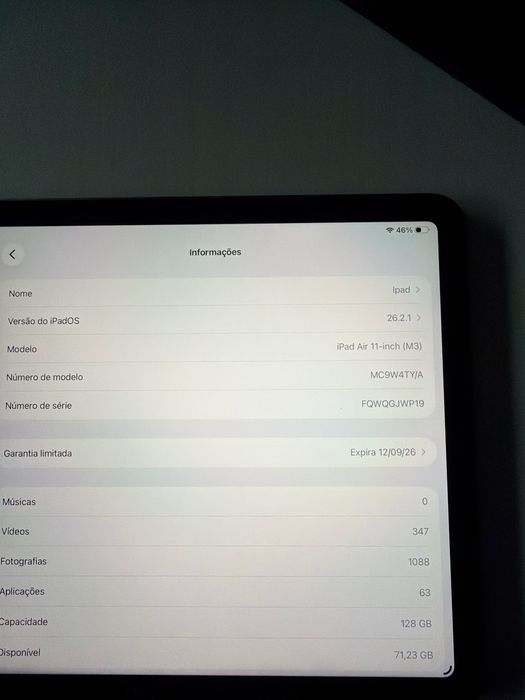 iPad Air 11” (M3) + Magic Keyboard – Como Novo