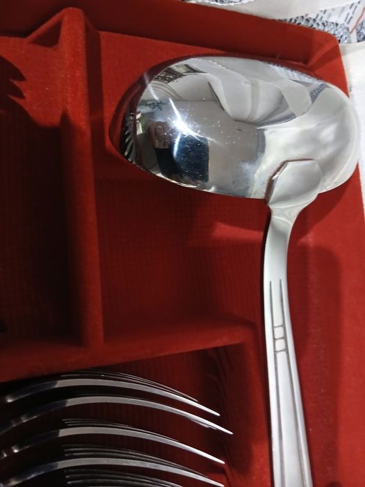 Lindo faqueiro no seu cofret