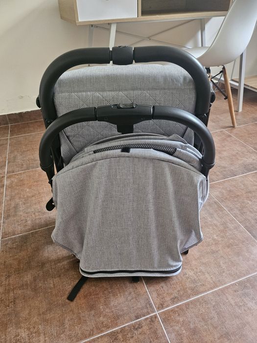 Chicco - Carrinho de Passeio Trolley Me Light Grey