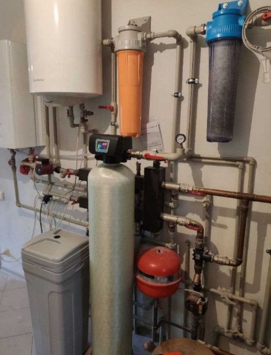 Фильтр для комплексной очистки воды. Пом'ягшувач води. Умягчитель