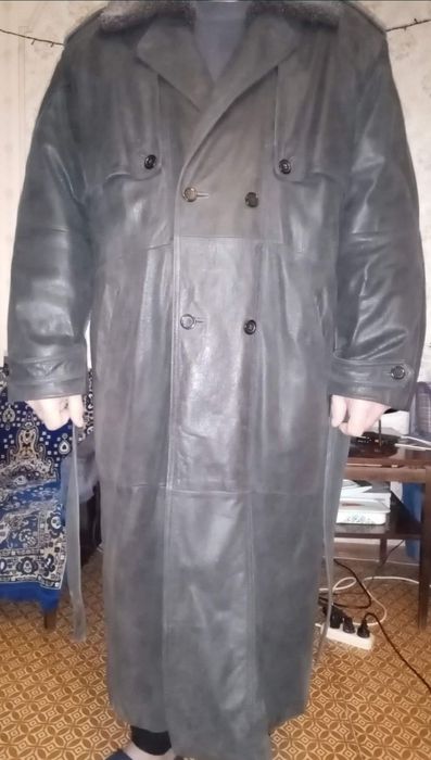 Продам чоловіче плащ-пальто із натуральної шкіри
