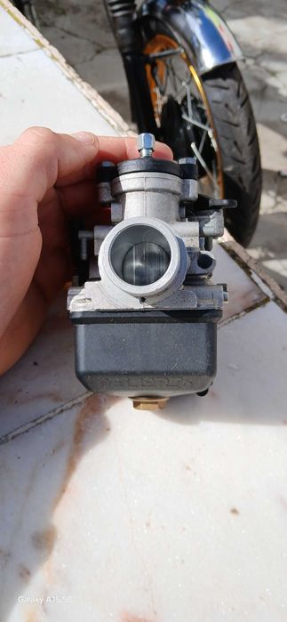 Carburador dellorto24