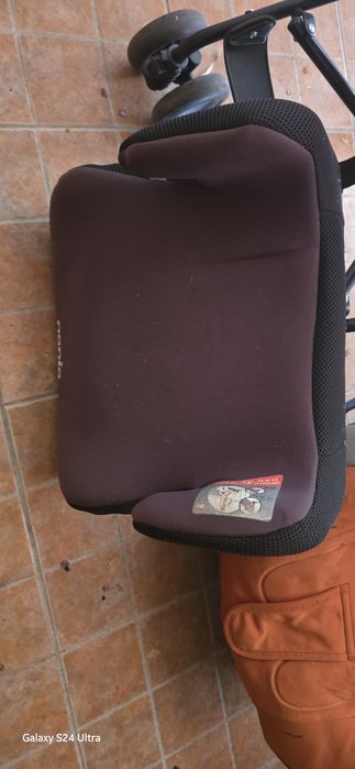 Conjunto carrinho passeio, cadeira  e banco de bebé