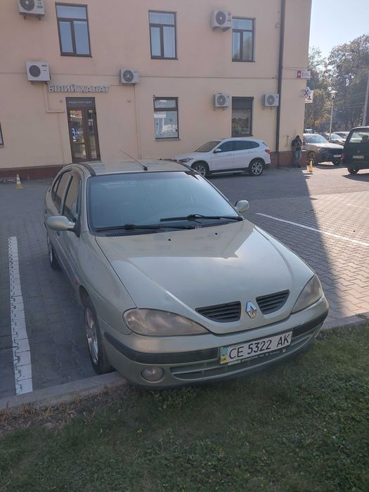 Продаж машини renault megane