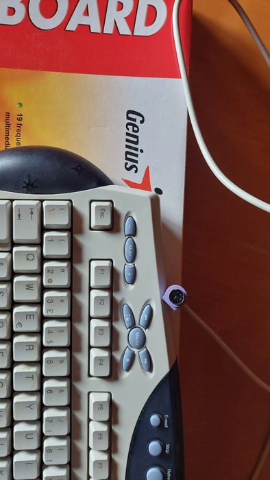 Teclado computador ligação PS2