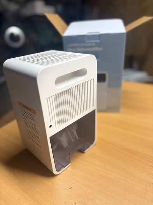 Cichy osuszacz LUXE 1200ml UV + LED wydajny pochłaniacz wilgoci dodomu