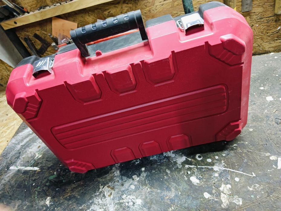 Skrzynka narzędzi parkside