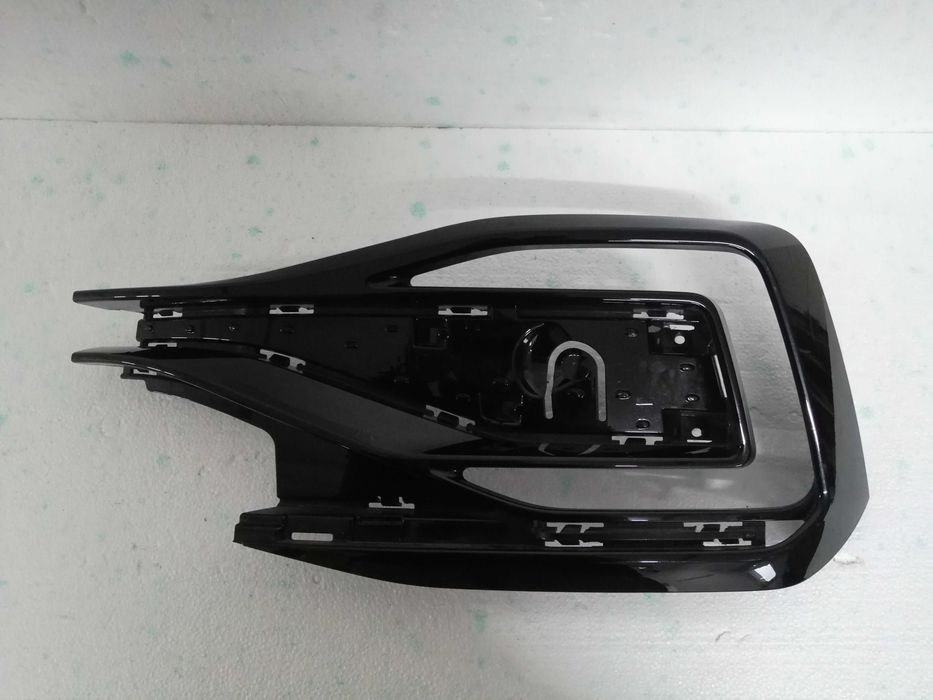 Kratka zderzaka lewa VW Passat B8 R-line 3G0.853.793B
