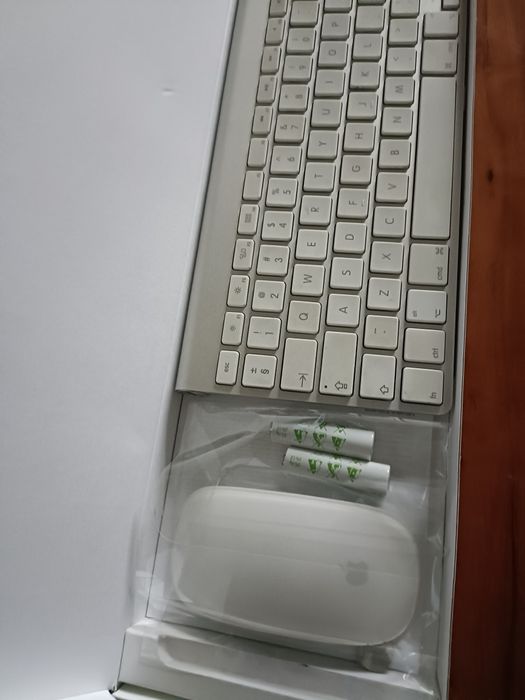 APPLE iMac 21,5'' i5 8GB SSD 1TB