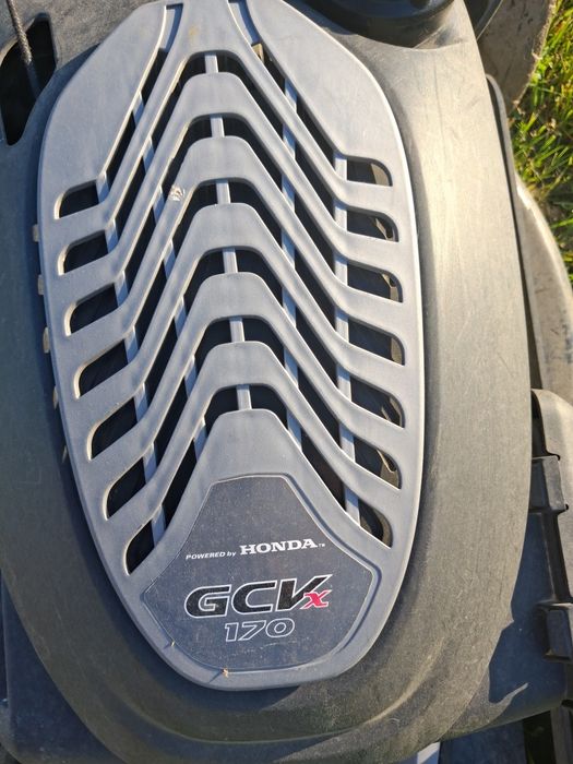 Kosiarka z silnikiem honda gcvx 170