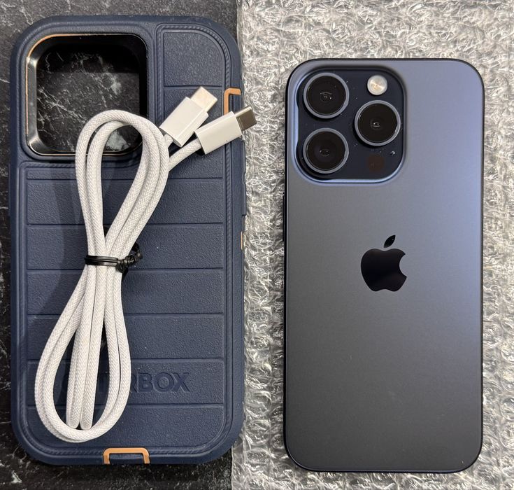 iPhone 15 pro 128Gb eSim 88% батарея $540