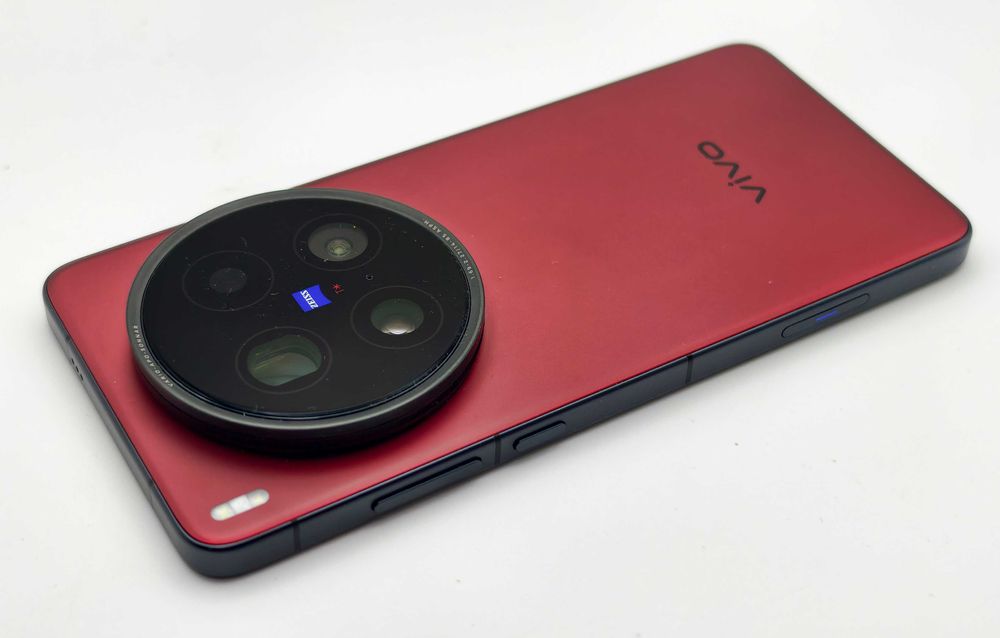 Vivo X200 Ultra (16GB/TB)