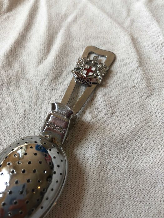 Filtro para chá Domine Dirige Nos London Made in England